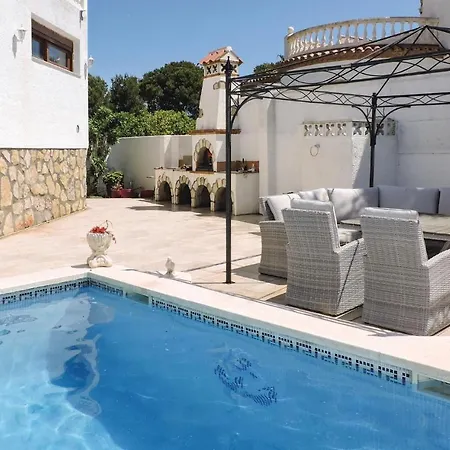 Stunning In Miami Platja With Swimming Pool